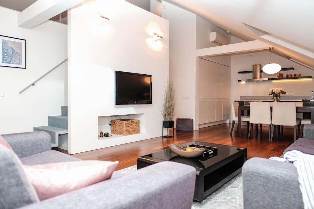 #Stayhere - Spacious Luxury Town Hall 3Bdr Apartment Вильнюс Экстерьер фото